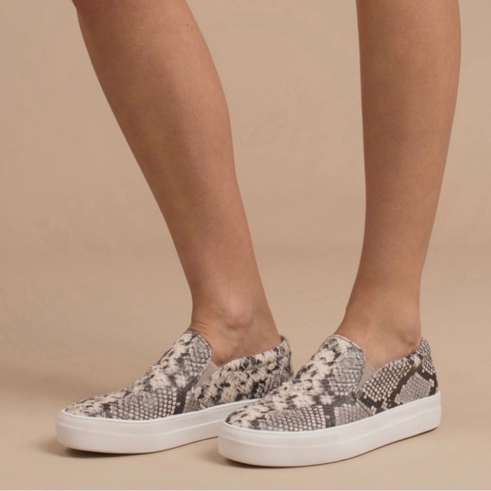 Steve Madden Gills Natural Snake Slip-On Sneakers